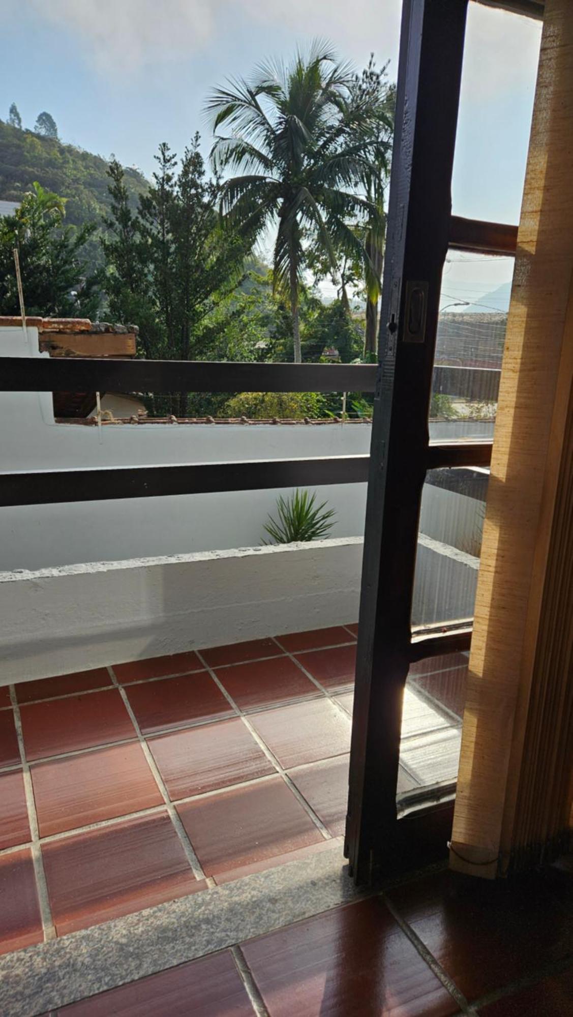 Prainha Beach Lindo Apartamento Proximo A Praia Caraguatatuba Eksteriør billede